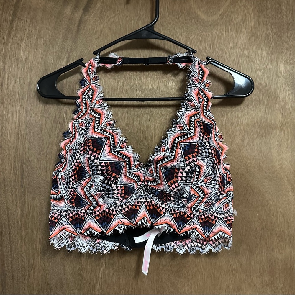 Victorias Secret Pink Aztec Halter Lightly Lined Bra Large
